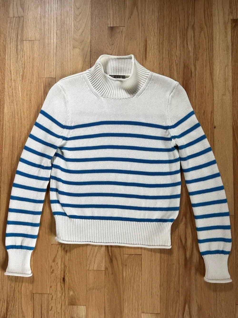 J.CREW heritage rollneck sweater stripe cream blue coastal viral prep size XS